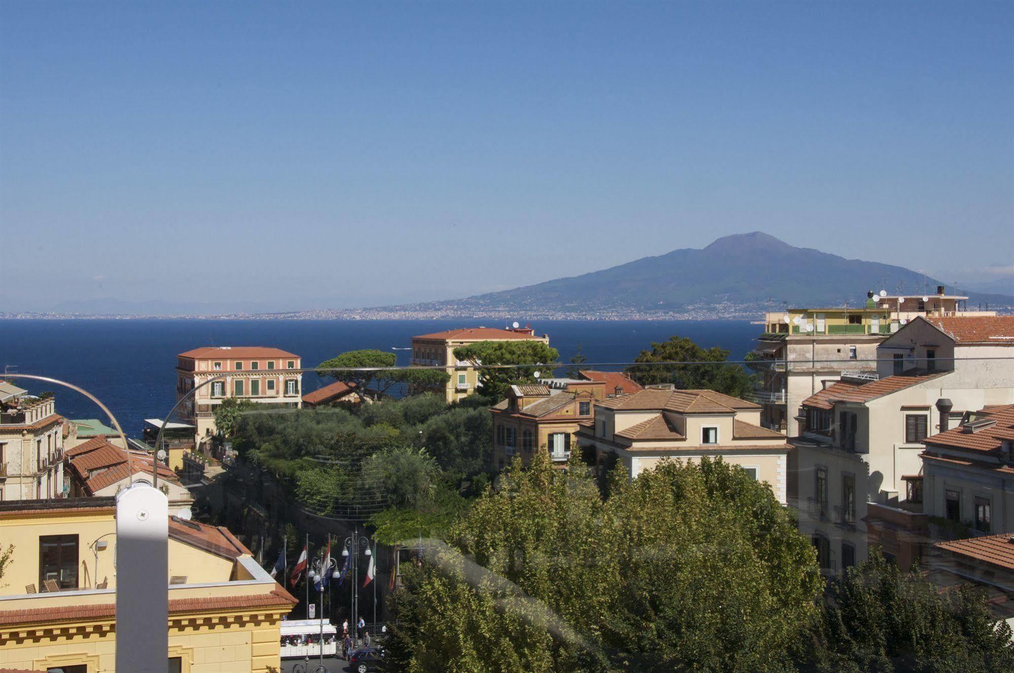 Hotel Plaza Sorrento Étterem fotó