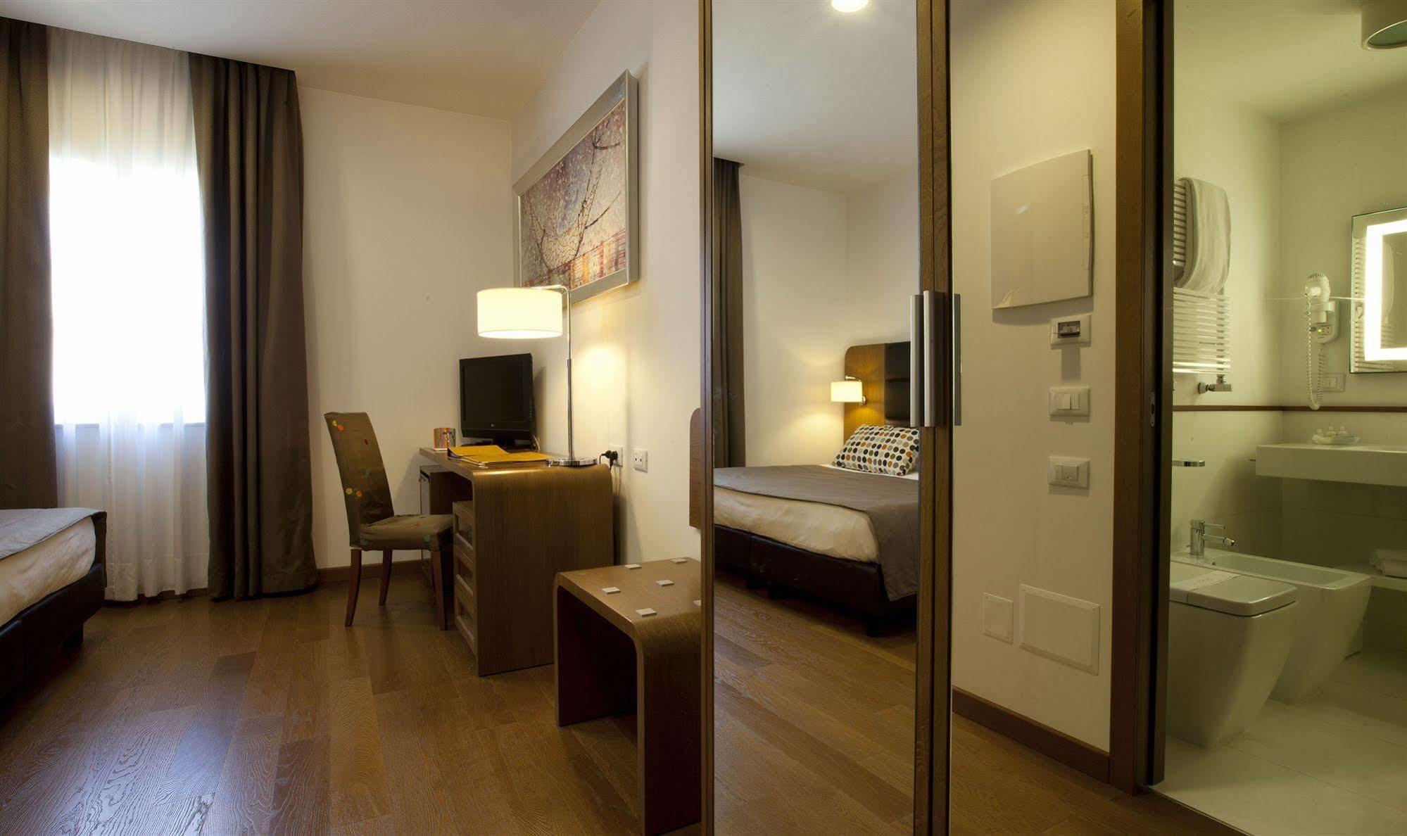 Hotel Plaza Sorrento Kültér fotó