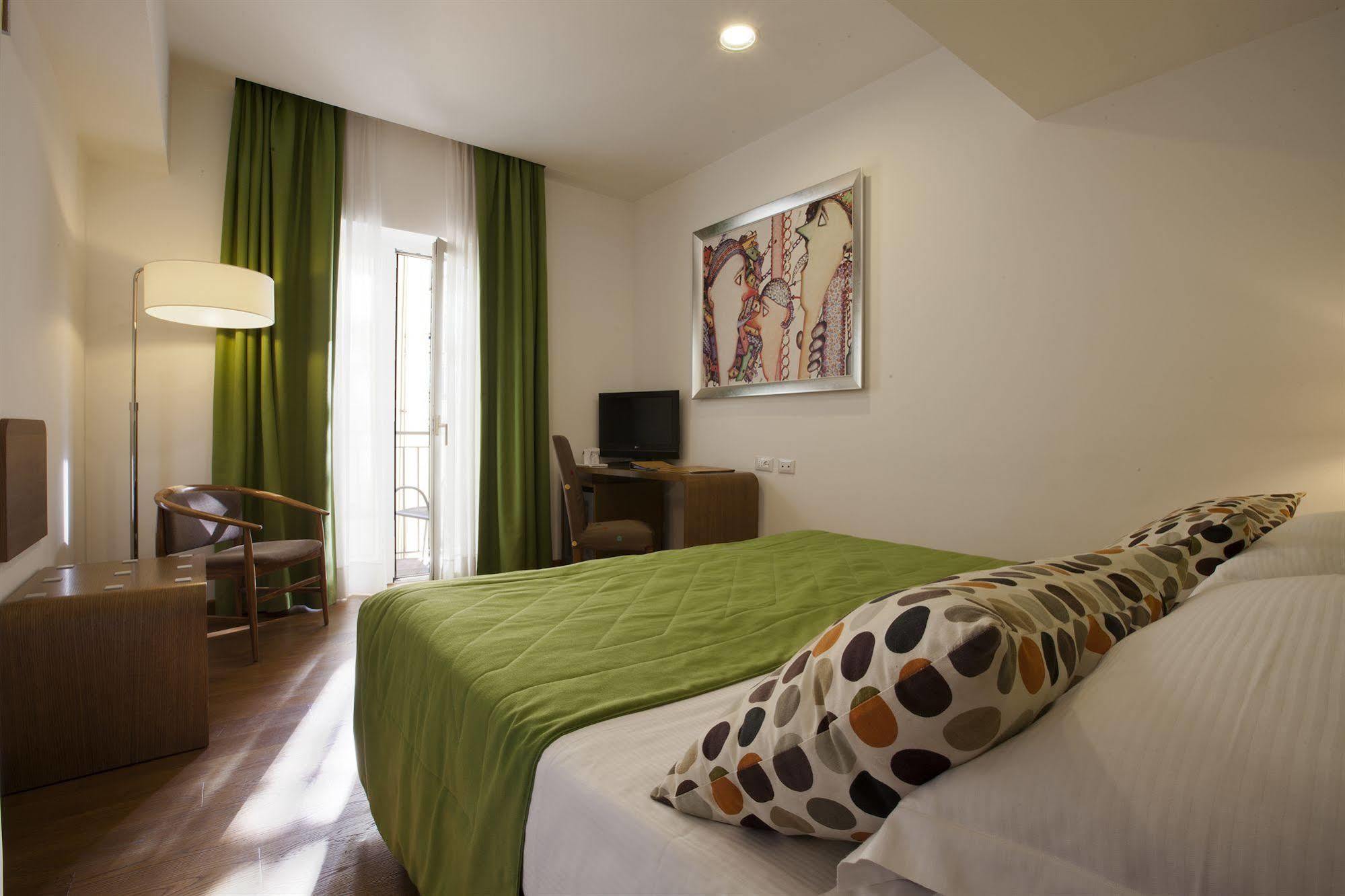 Hotel Plaza Sorrento Kültér fotó